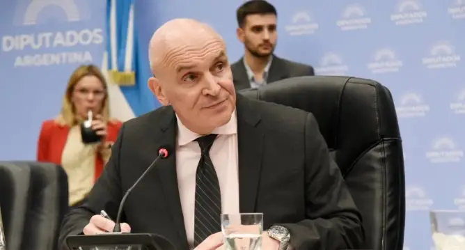 Espert fue citado a declarar la semana próxima por la causa de presunto lavado de dinero