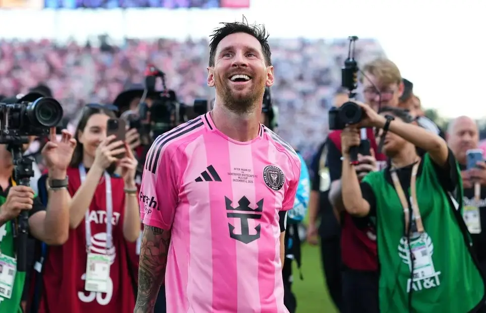 ¿De cuántos clubes es dueño Messi?