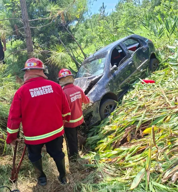 Despiste en Ruta 103: una mujer falleció y dos resultaron heridas