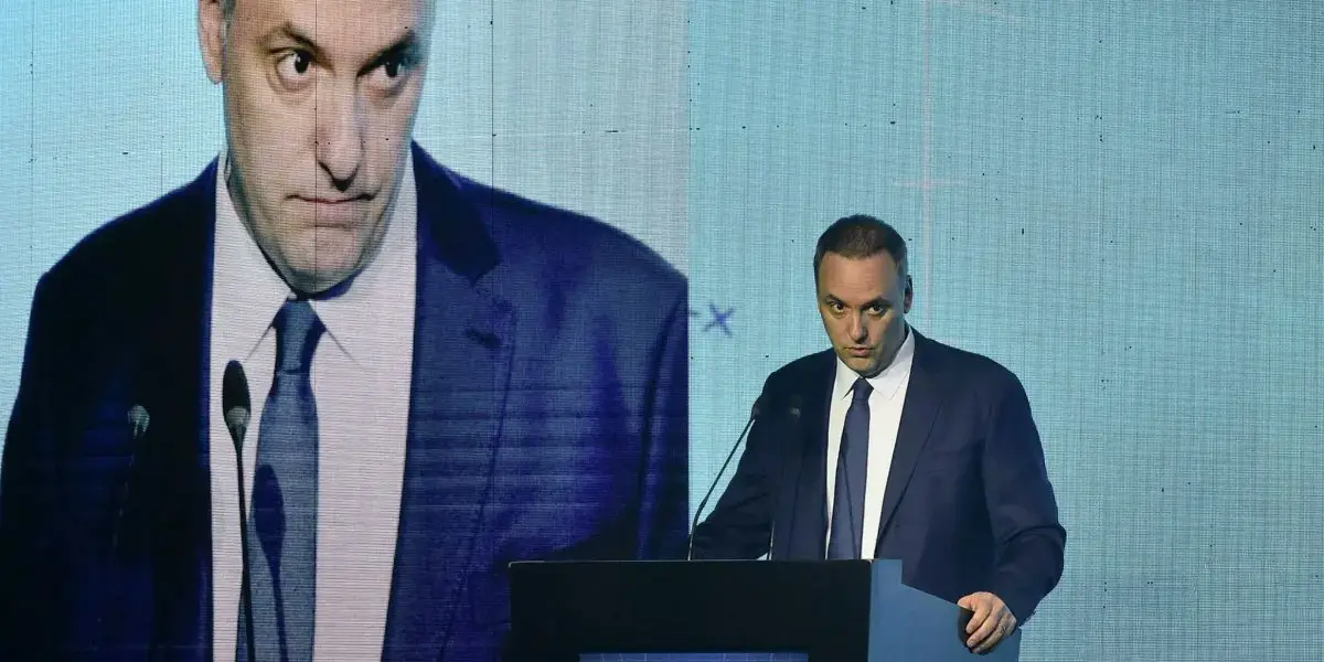 Ratifican la denuncia contra Adorni por enriquecimiento ilícito y dádivas