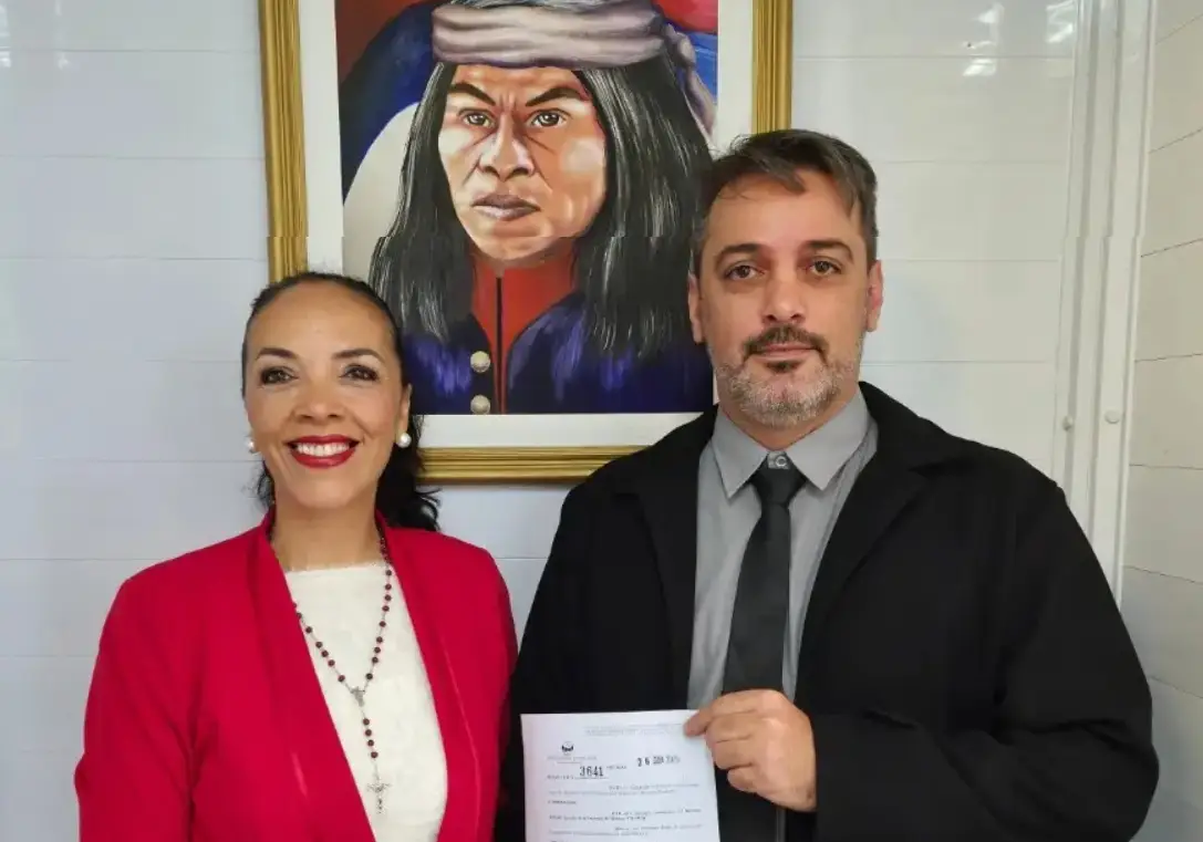 Oficializaron la salida de Ayala de la Dirección de Educación Técnica