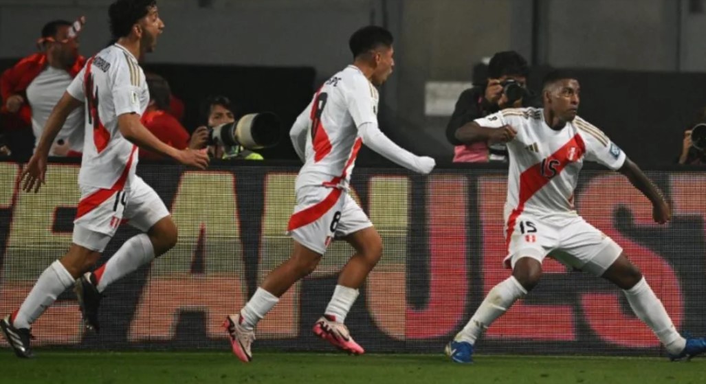 Perú vence a Uruguay 1-0 en Eliminatorias