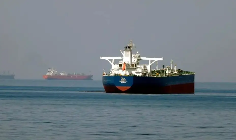 Irán vuelve a restringir el paso por el Estrecho de Ormuz