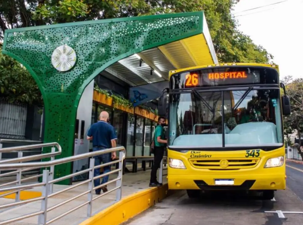 Posadas: el servicio de colectivos funcionan con normalidad