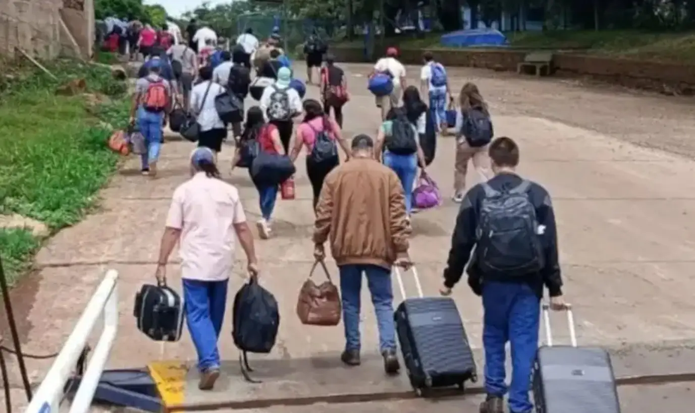 Misioneros a Brasil: “mucha gente se está yendo con sus familias”