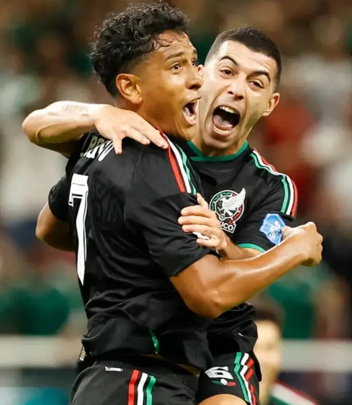 México venció a Corea del Sur y clasificó a dieciseisavos