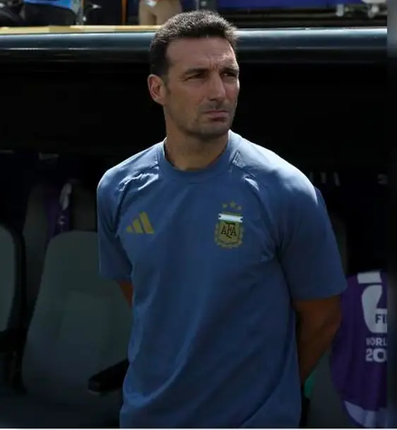 Hasta las lágrimas: Scaloni puso en duda su continuidad tras la derrota ante España