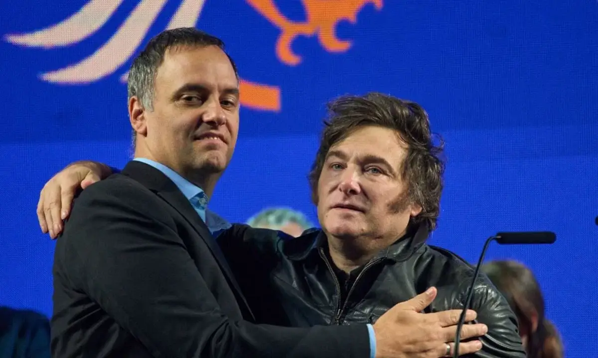 Enriquecimiento ilícito: Milei respaldó a Adorni y le contestó a Bullrich