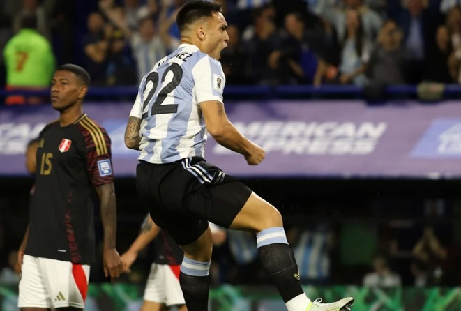 Eliminatorias: Con gol de Lautaro Martínez la selección argentina le ganó 1 a 0 a Perú