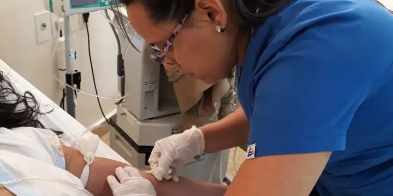 Enfermería: intensifican controles en centros de salud de la Provincia
