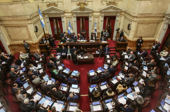 No habrá aumento en la dieta de los Senadores