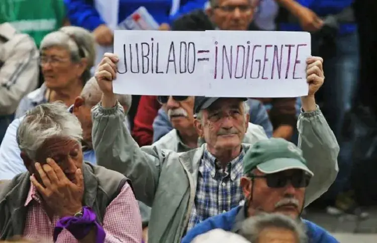 Con la recomposición del 2,4%, las jubilaciones cubren menos de un tercio de una canasta
