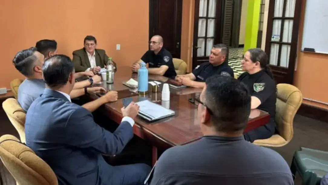 Atentos estatales: así será el aumento salarial para docentes y policías