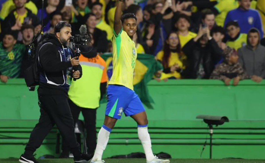 Brasil venció a Ecuador en su camino al Mundial