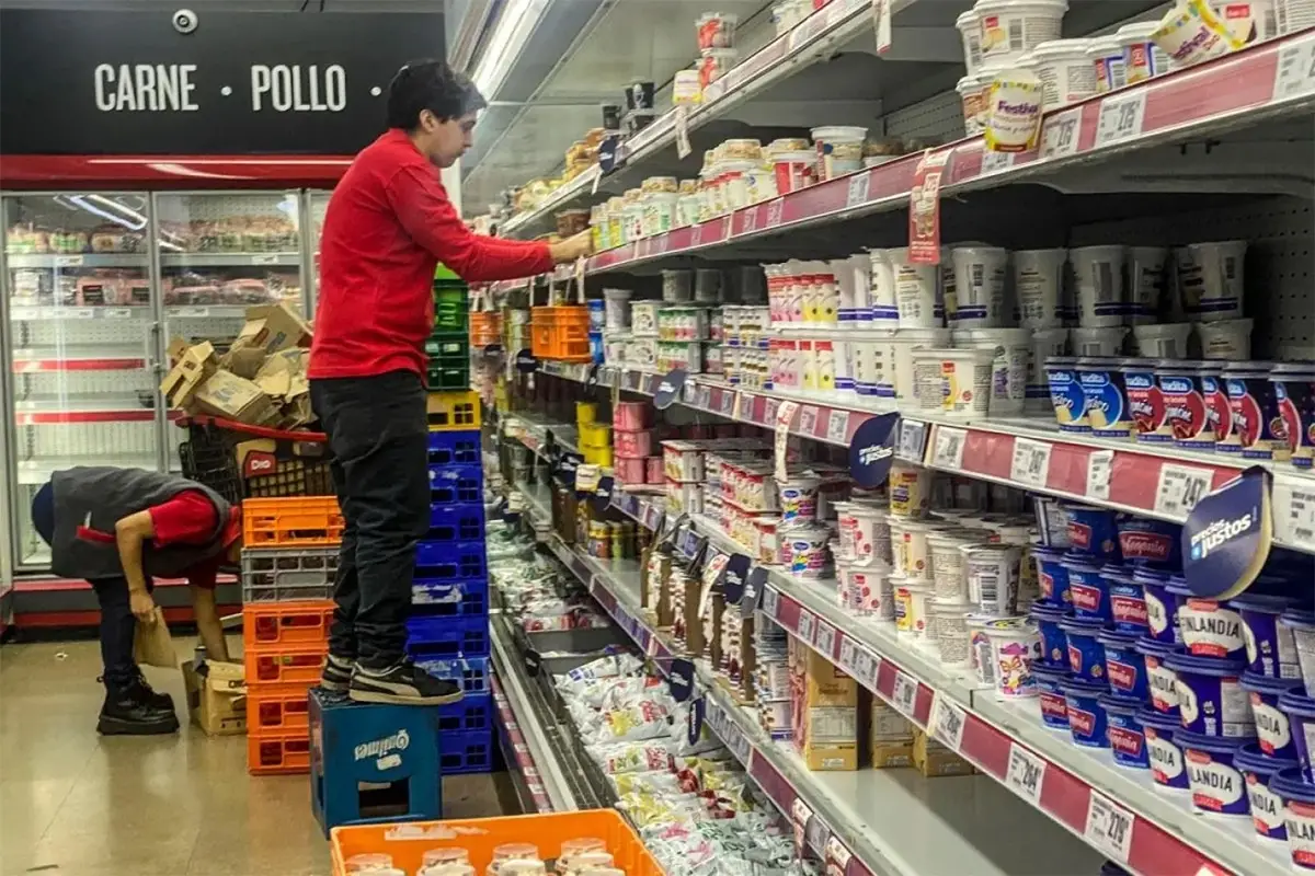 Empleados de comercio acordaron un incremento por encima del 5%