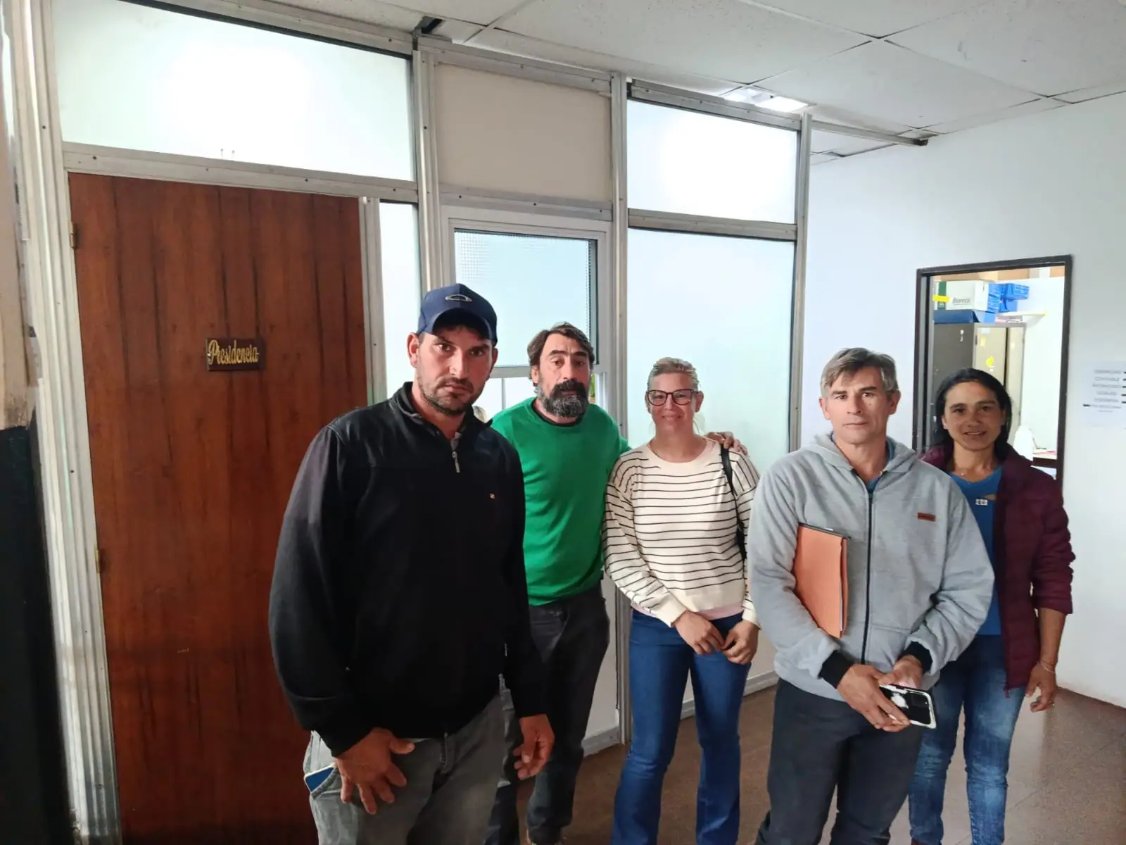 Escuela 958: padres reclaman respuestas ante el CGE