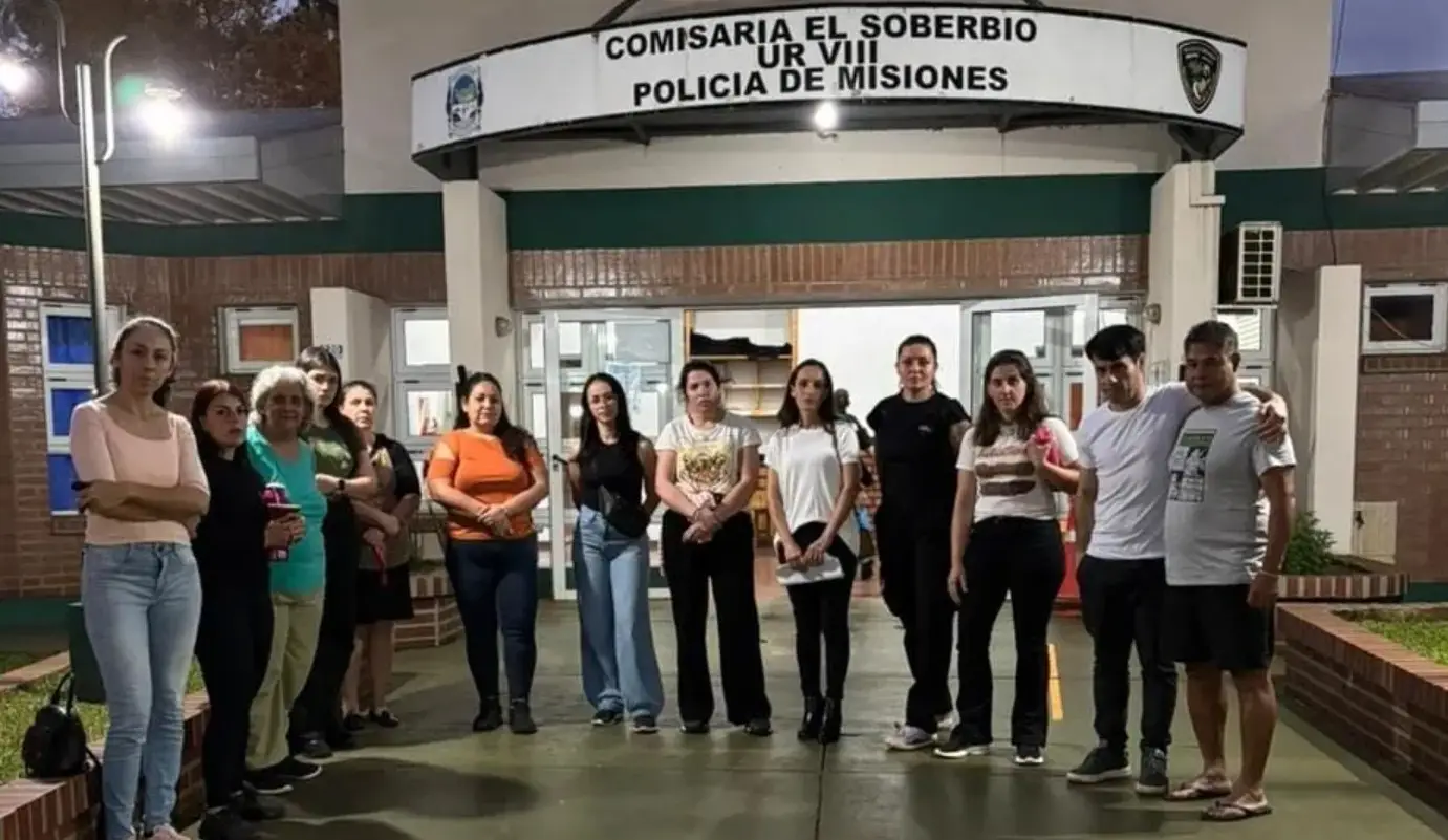 El Soberbio se moviliza tras las denuncias contra un docente