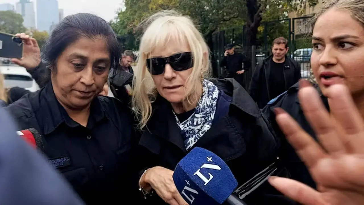 Declararon las jubiladas que le prestaron US$200.000 a Adorni