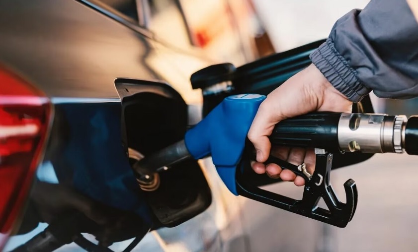 Vuelve a aumentar la nafta en noviembre
