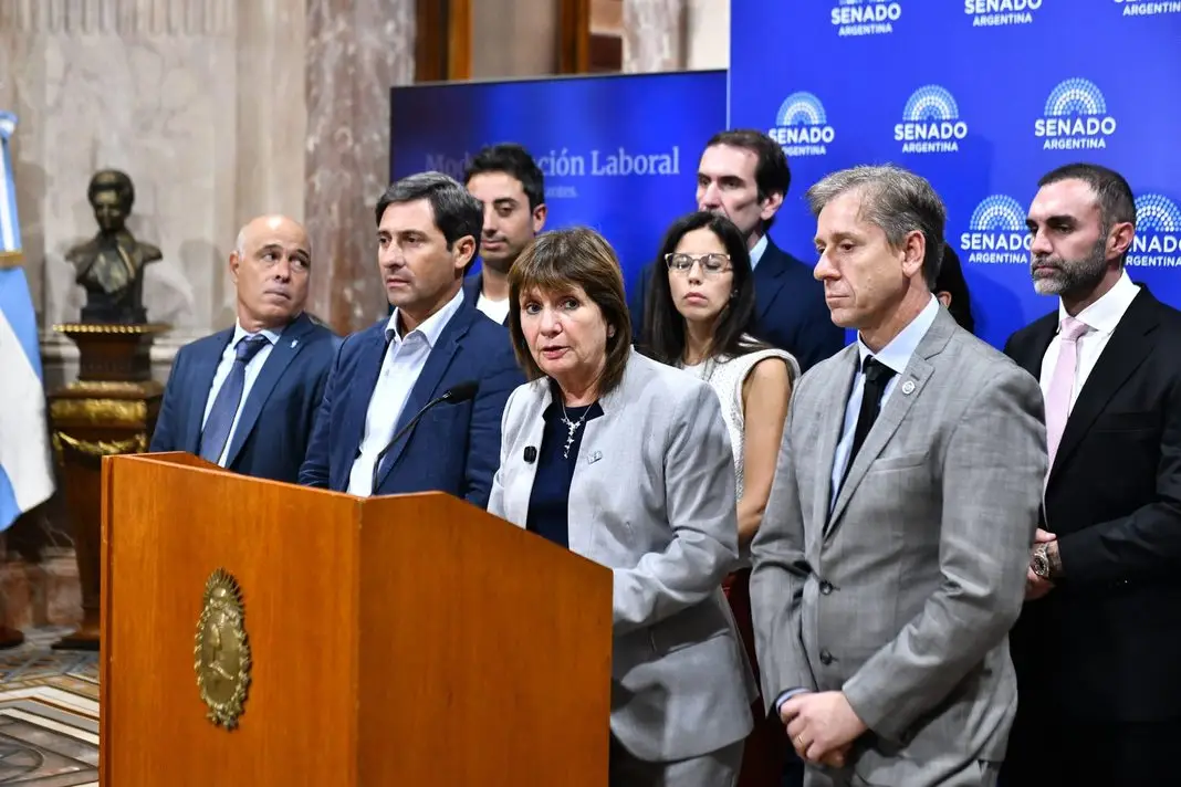 Senadores cobrarán casi $12 millones a partir de agosto