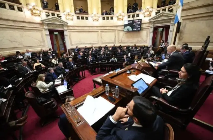 En pleno escándalo cripto, el Senado comienza el tratamiento de Ficha Limpia