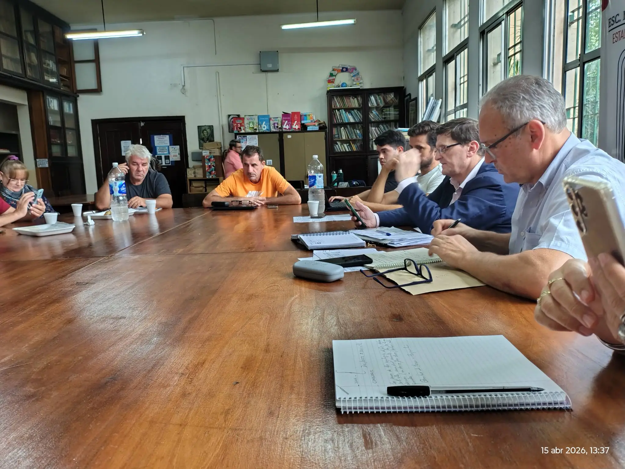 Docentes convocan a asambleas y mateadas en Misiones