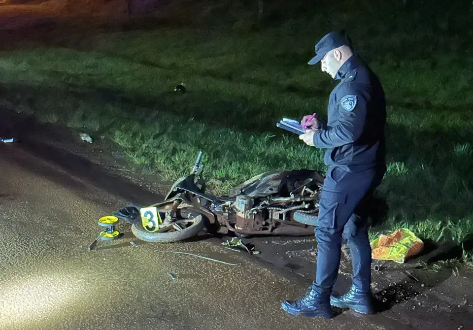 Panambí: secuestraron el auto que chocó y mató a un motociclista