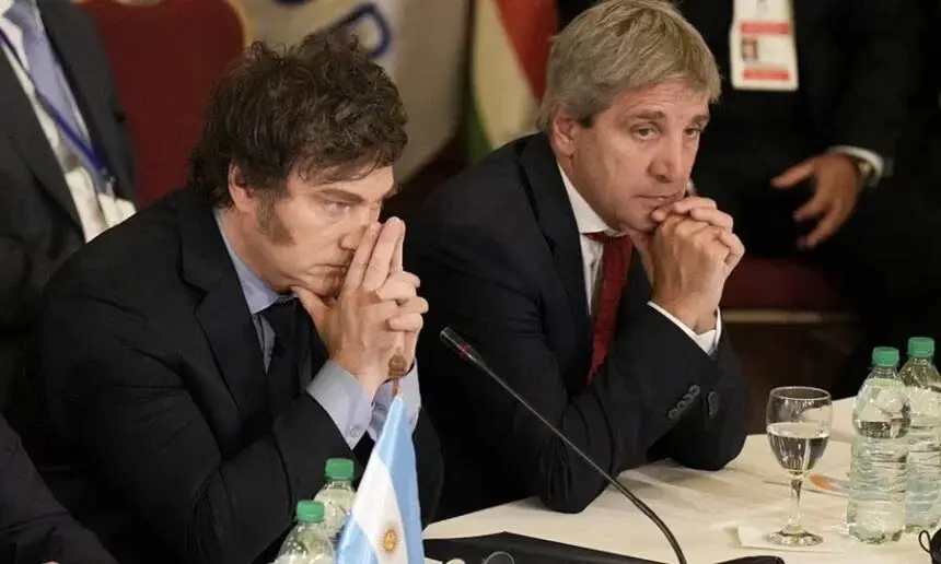 Los salarios acumulan una caída real del 6%, en la era Milei