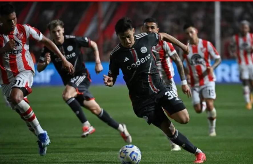 River venció a Instituto en un partidazo