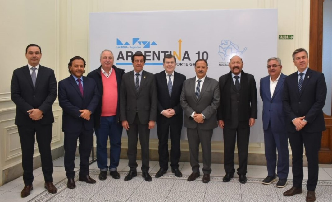 Gobernadores del Norte Grande se reunieron en Buenos Aires