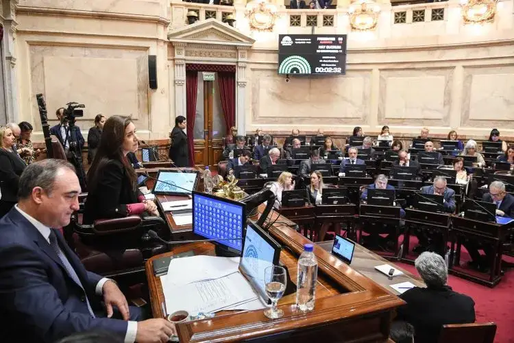 Senado: se logró el quorum para tratar los vetos de Milei