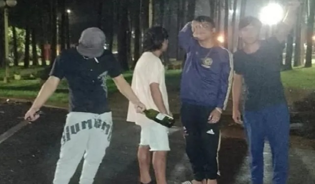 Violencia en los barrios posadeños: Jóvenes se citan por Instagram y se enfrentan con armas de fuego, machetes y piedras