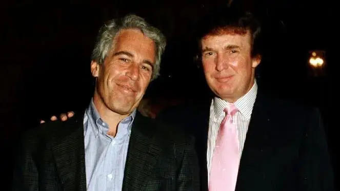 Trump vuelve a aparecer en los archivos de Epstein