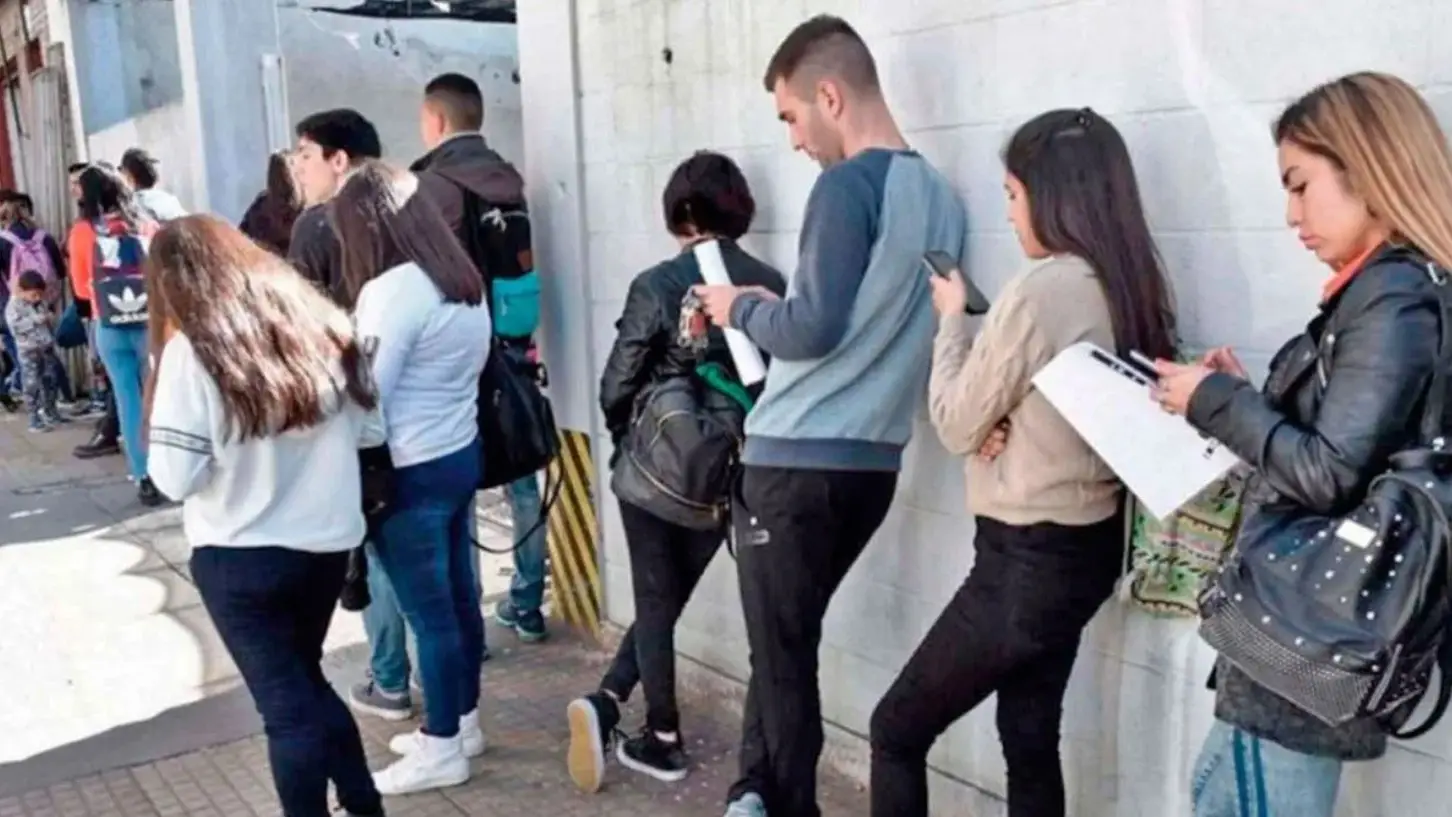 Primer trimestre: el desempleo subió 7,9% y afectó a casi 1,8 millones de personas