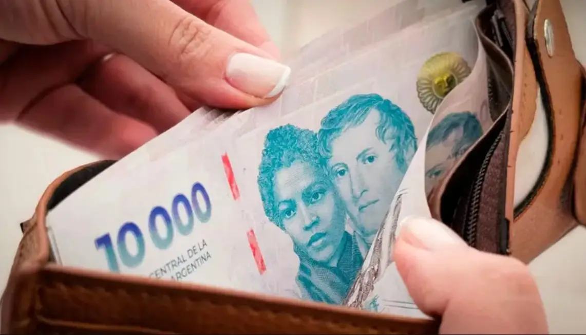 Los salarios registrados subieron 2,2% en julio