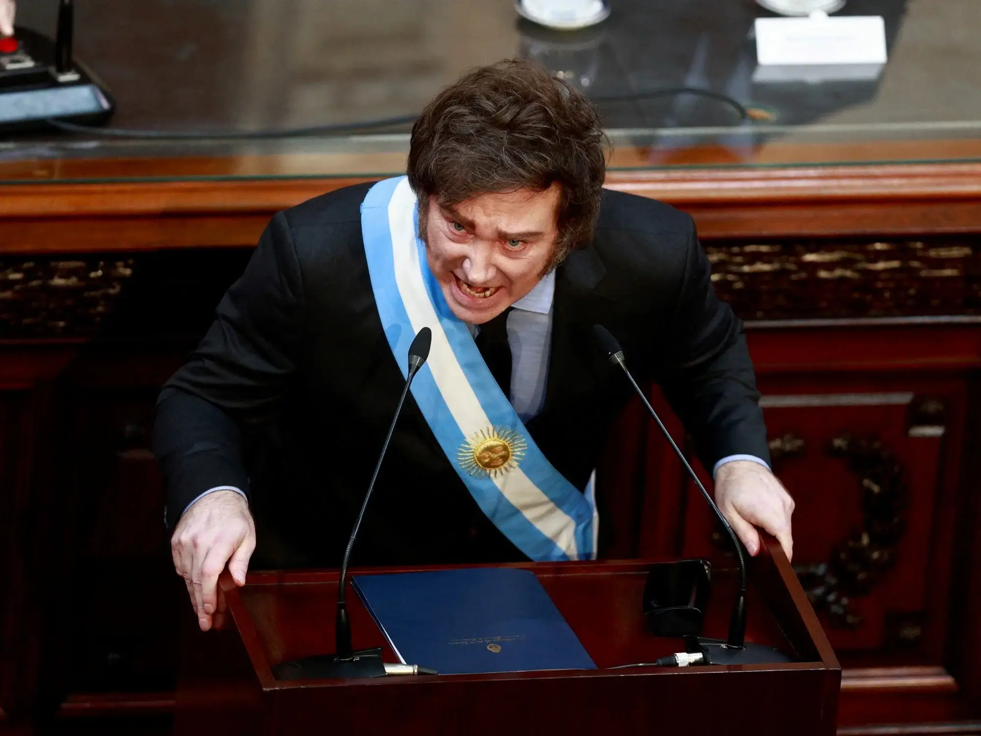 Milei quiere evitar el debate en Senado y emitirá un DNU sobre el acuerdo con el FMI