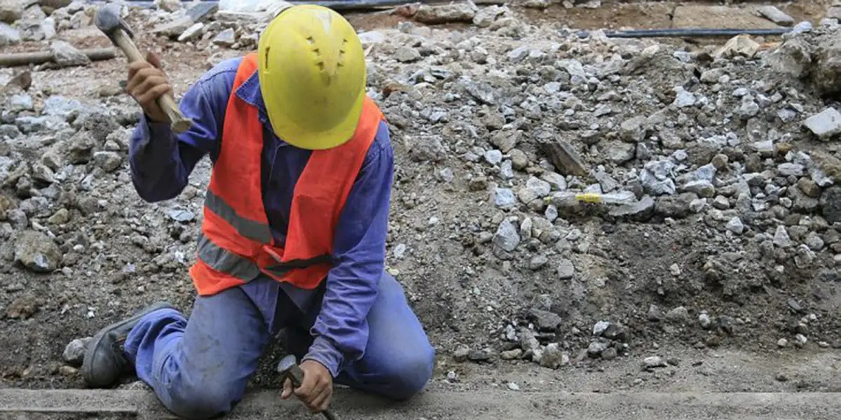 Aumentó la precarización y el empleo en negro en el cuarto trimestre del 2024