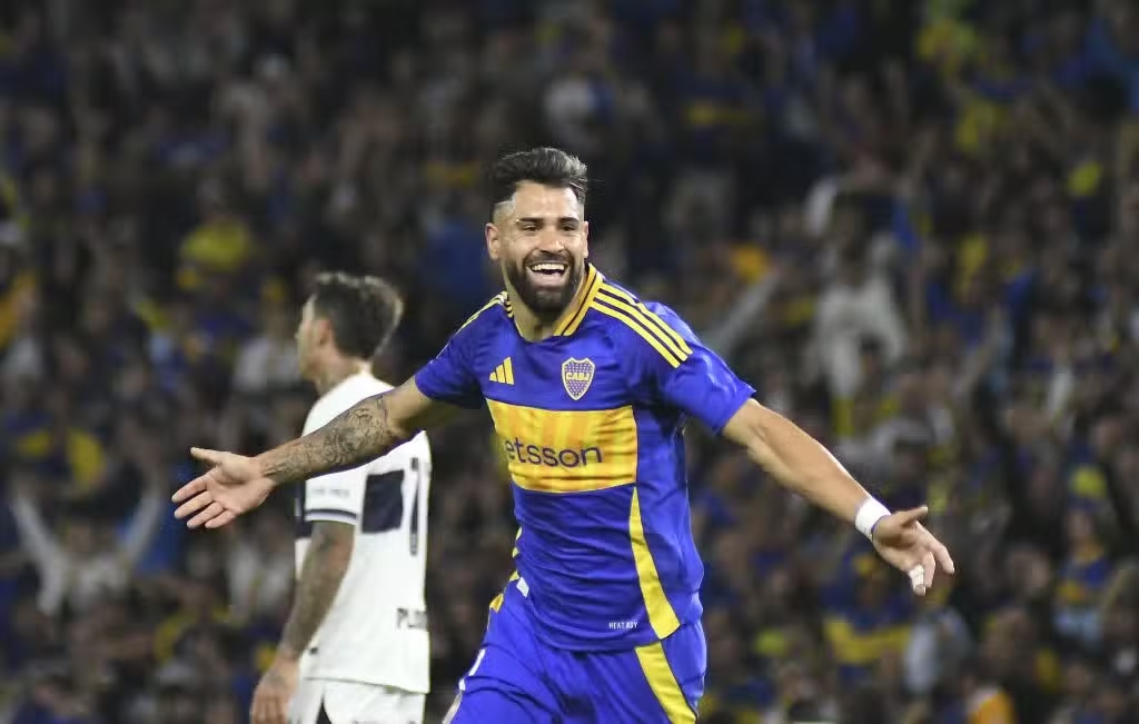 Boca venció a Gimnasia y se acerca a la Copa Libertadores