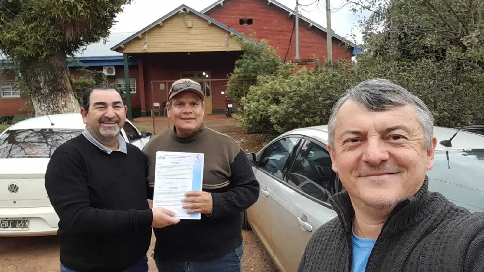 UDPM avanza con una maniobra para blindar con tutela sindical, a militantes de Adomis que están flojos de papeles en las escuelas