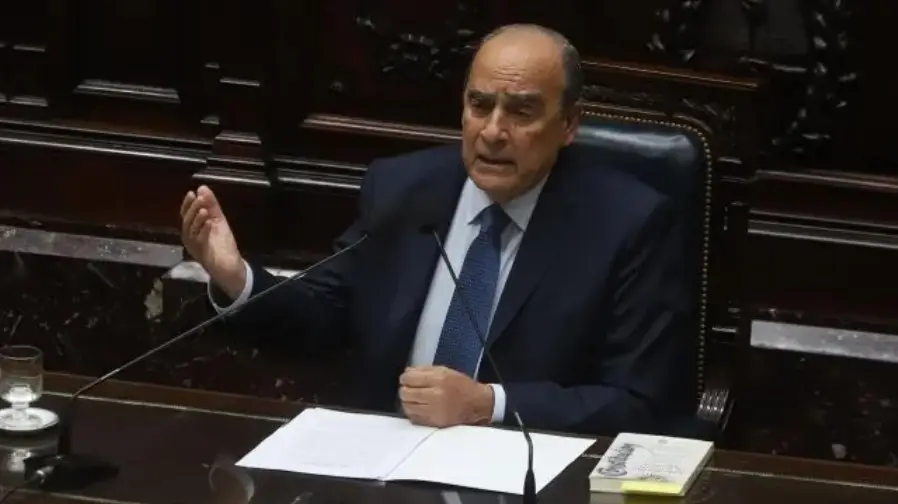 Sin hacer mención a $LIBRA, Francos defendió la política del Gobierno
