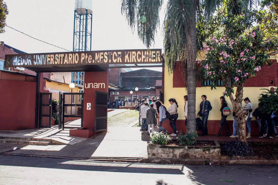Analizan ampliar el servicio del comedor universitario