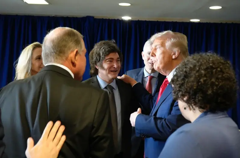 EEUU anunció un masivo paquete de ayuda a Milei
