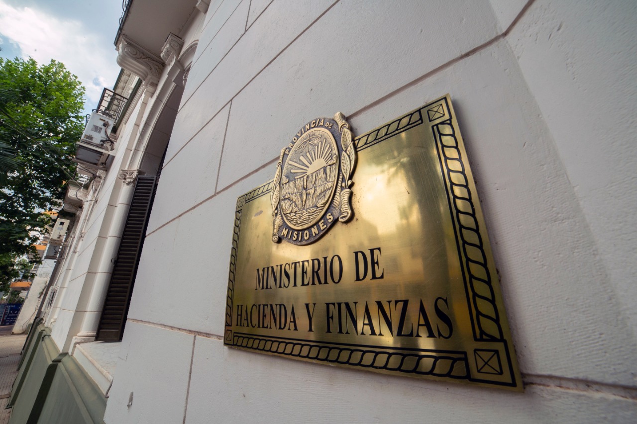 La provincia destina casi $318 mil millones al financiamiento educativo