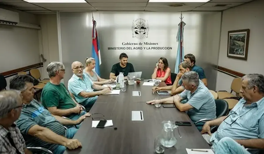 El Ministro del Agro tiene que definir el precio del té