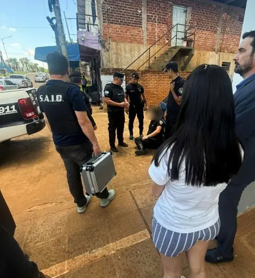 Arrestan a policía acusado de facilitar la fuga de siete presos