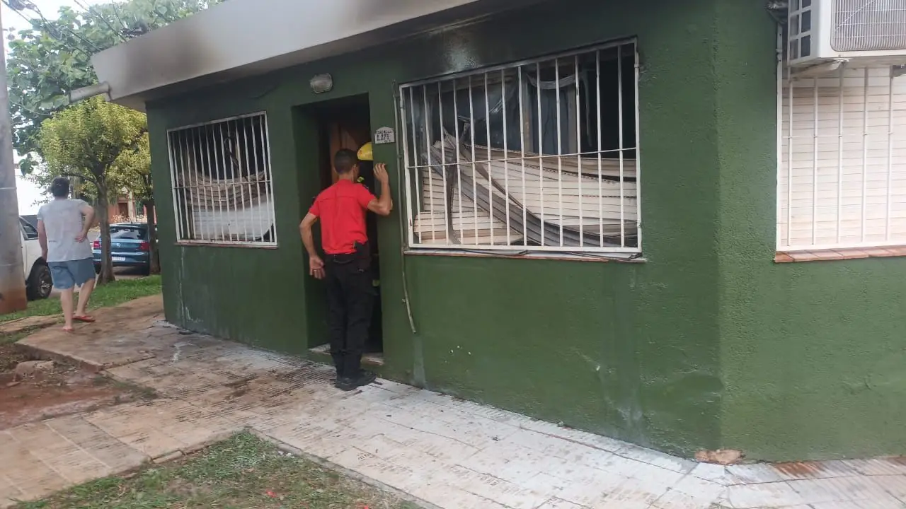 Separaron a un policía por el intento de asesinado de una mujer