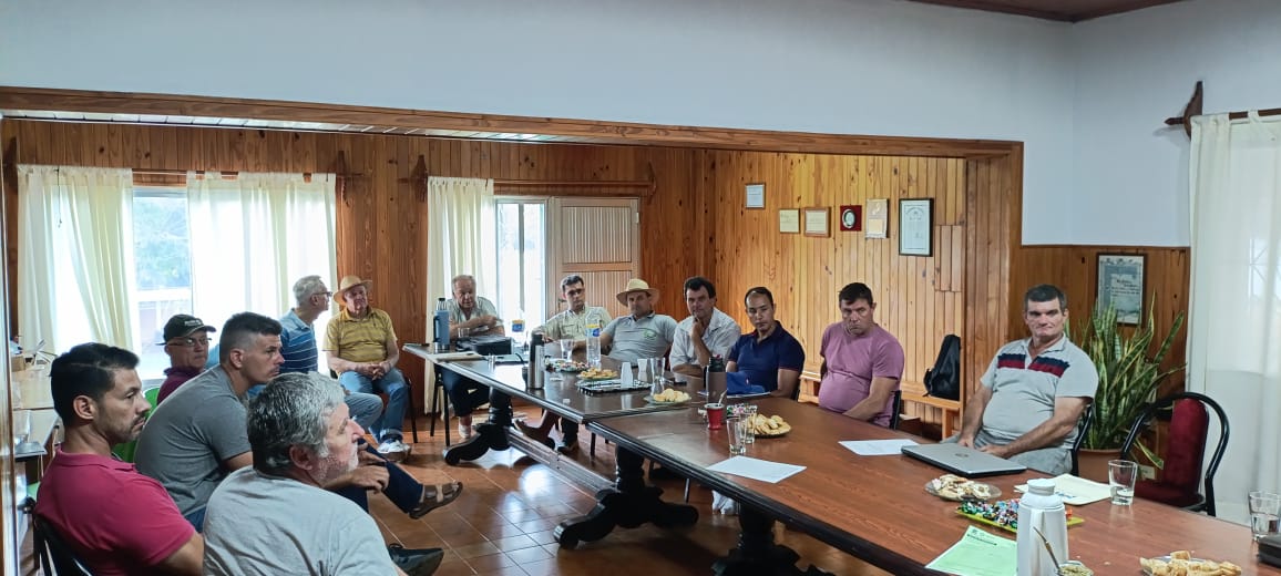 Paro yerbatero: La Mesa Asesora Yerbatera se reunió con la Federación de Cooperativas