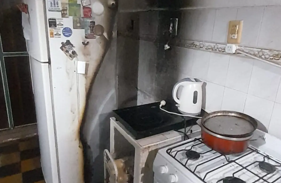 Bomberos controlaron principio de incendio en una vivienda
