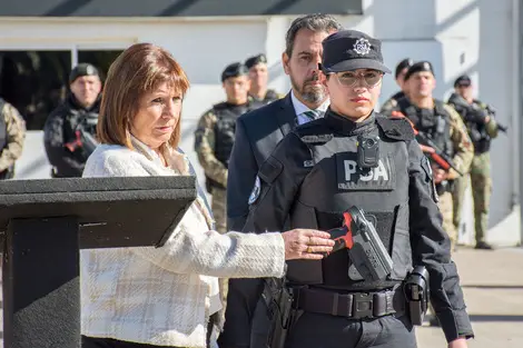 Por medio de un DNU, el Gobierno de Milei reformó la policía federal