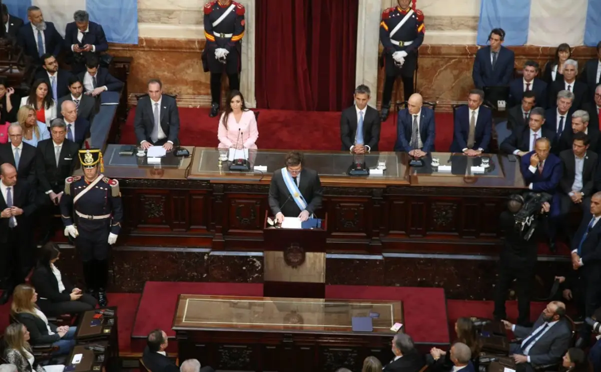 Asamblea Legislativa: el vacío de la oposición a Milei